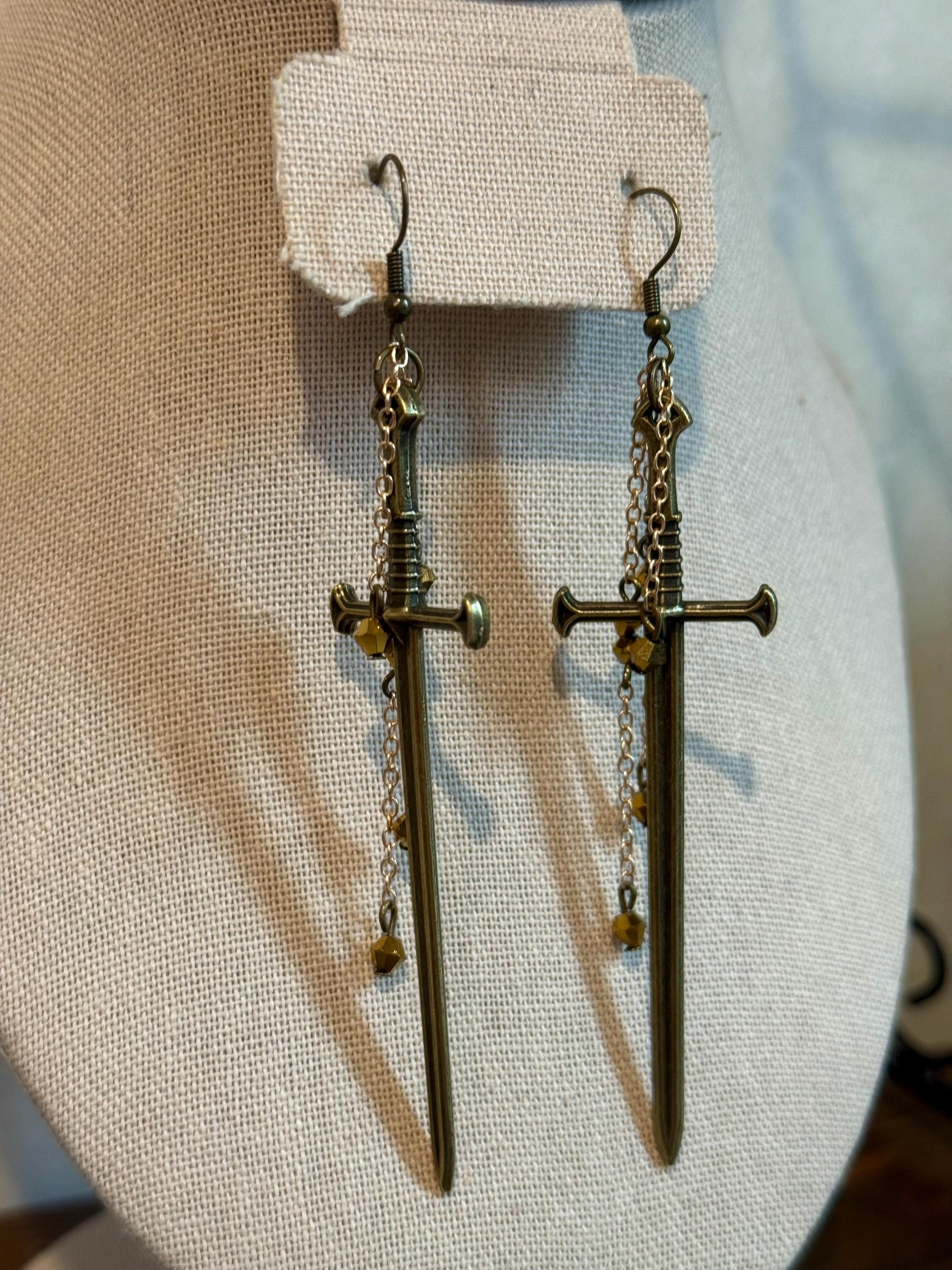 Royal Knight Crystal Earrings, Sparkling Drop Earrings for All Fantasy Lovers