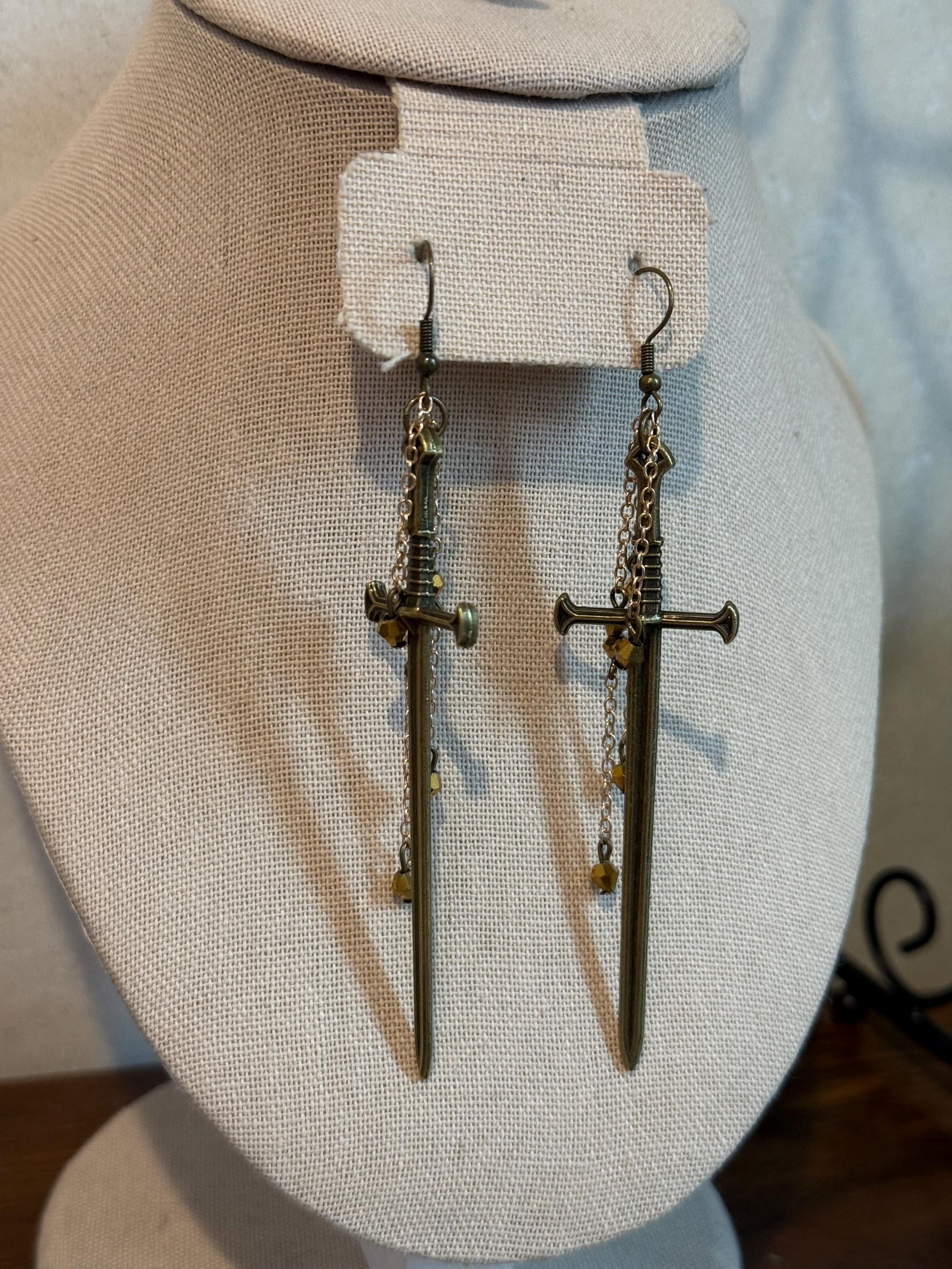 Royal Knight Crystal Earrings, Sparkling Drop Earrings for All Fantasy Lovers