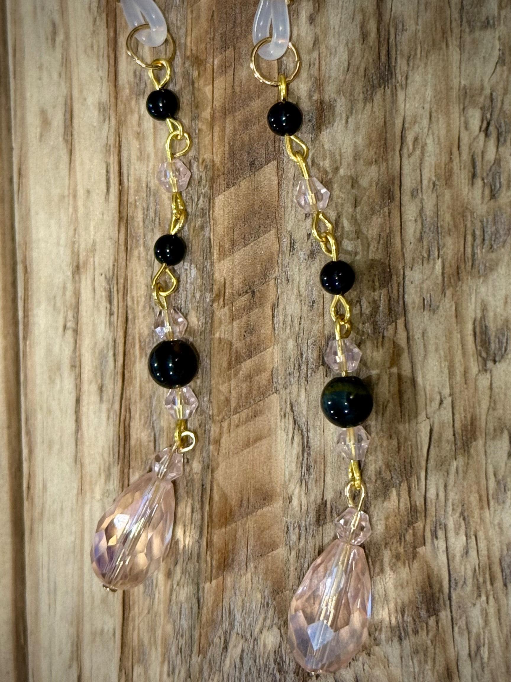 Posh Pixie Onyx Crystal Eyeglass Charms, Elegant Beaded Accessory for Reading Glasses