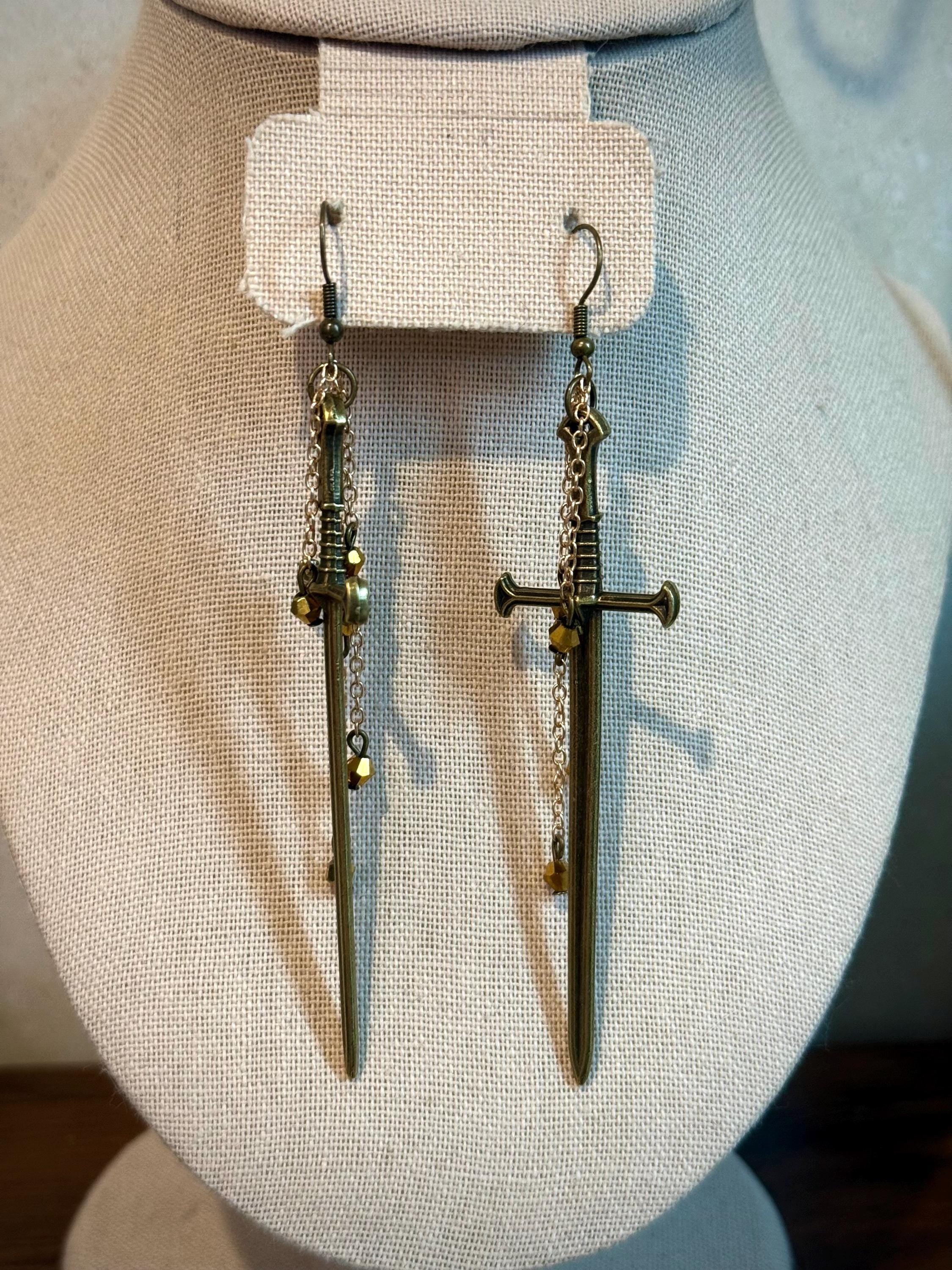 Royal Knight Crystal Earrings, Sparkling Drop Earrings for All Fantasy Lovers