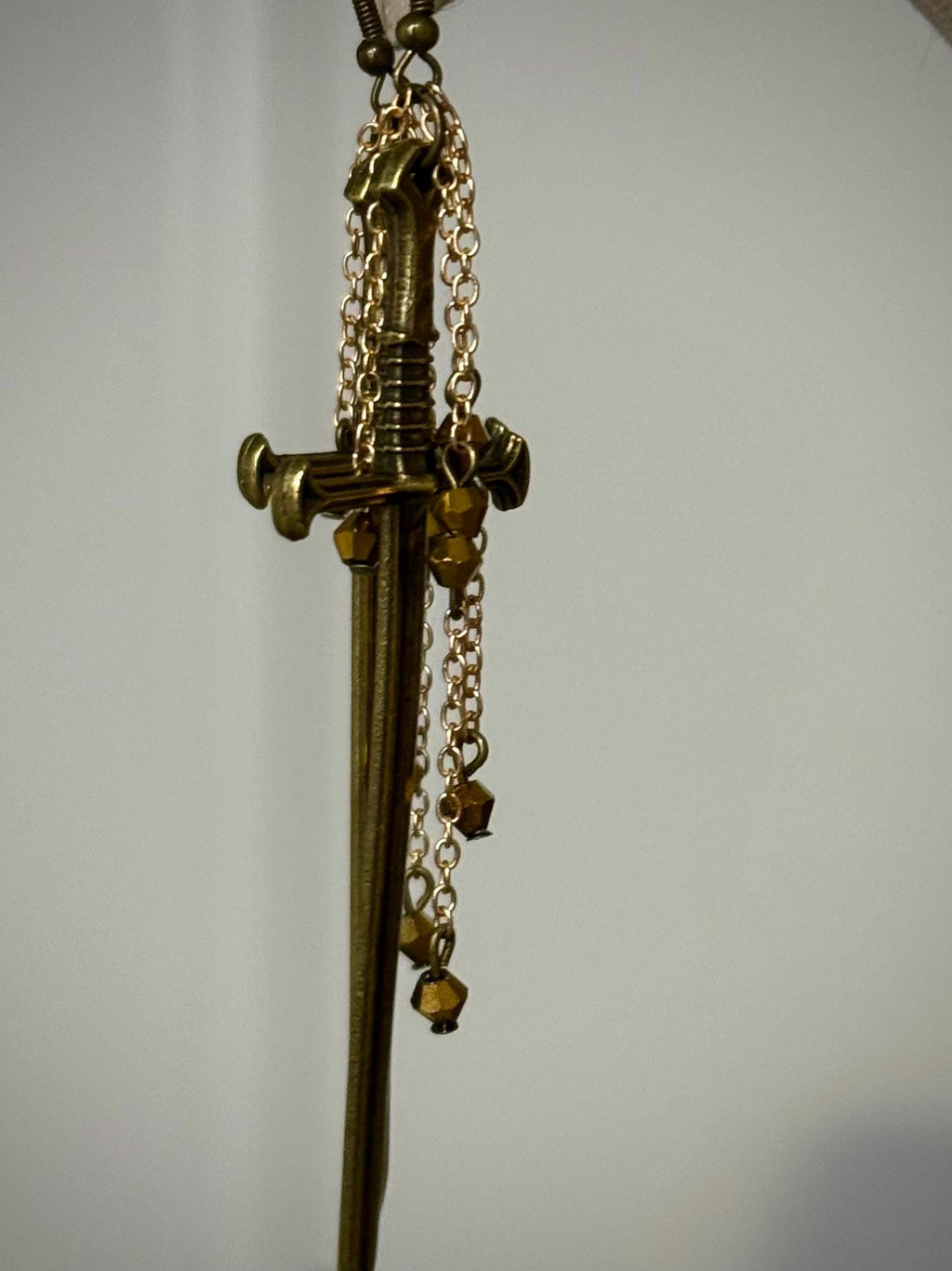 Royal Knight Crystal Earrings, Sparkling Drop Earrings for All Fantasy Lovers