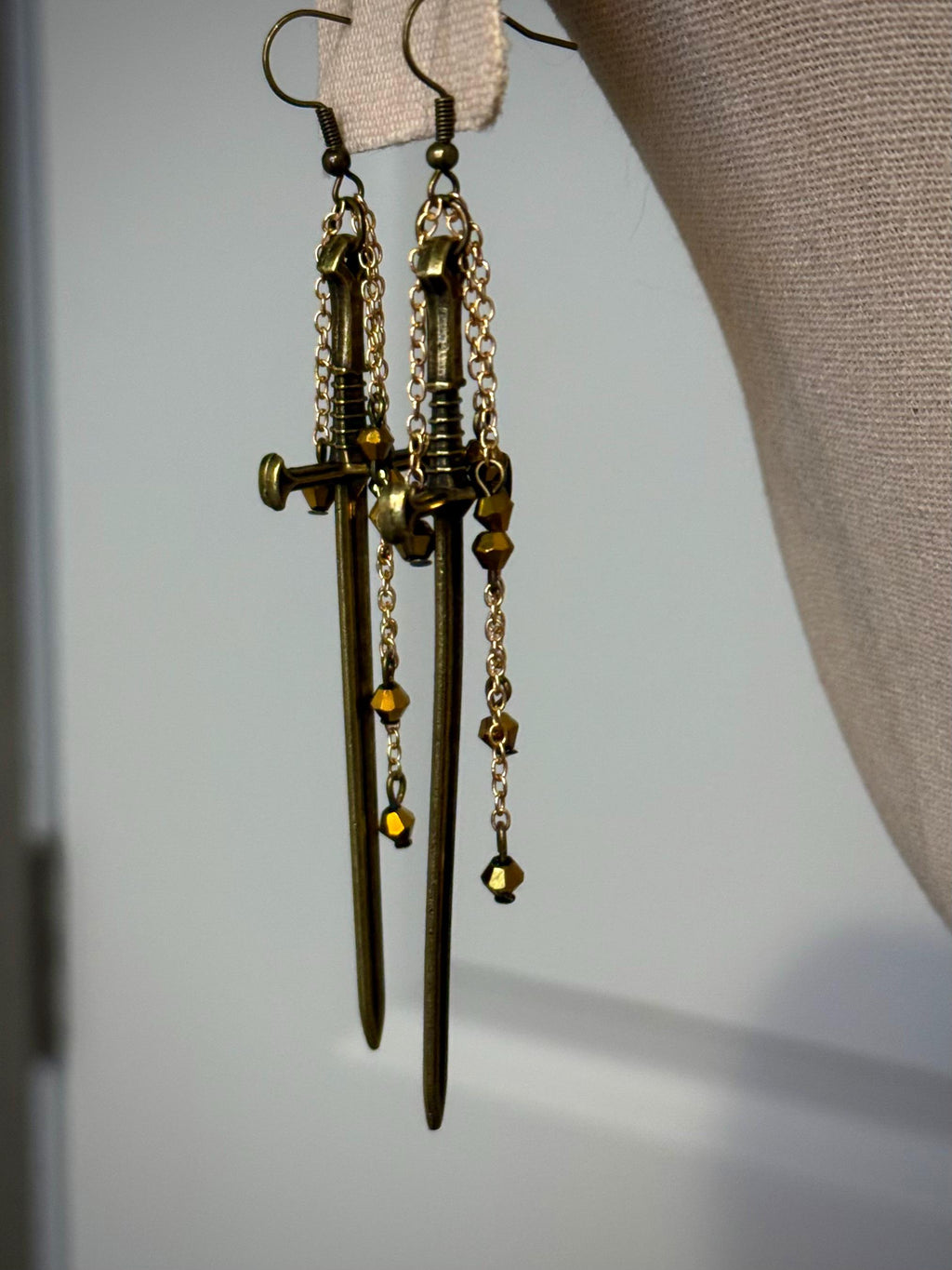 Royal Knight Crystal Earrings, Sparkling Drop Earrings for All Fantasy Lovers